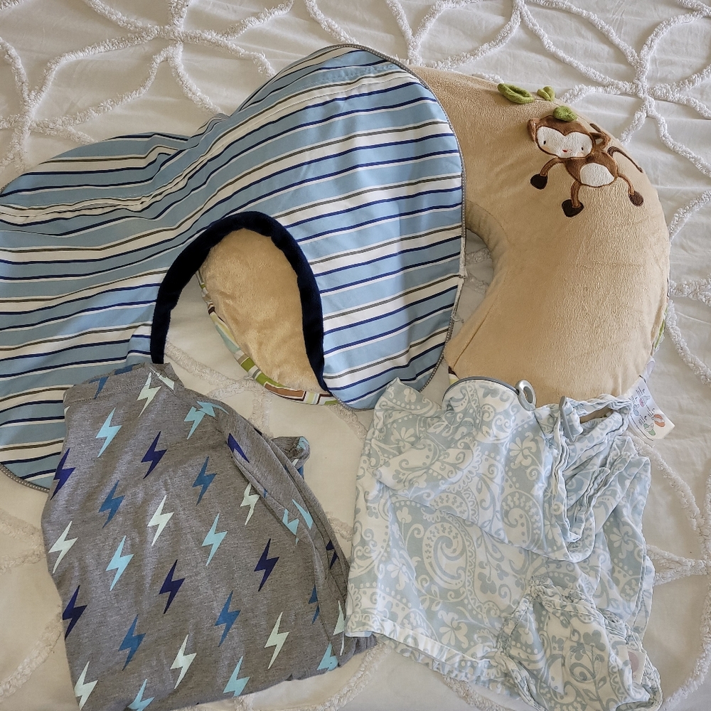 boppy nursing pillow bundle 2 removable covers and 2 breastfeeding covers itzy